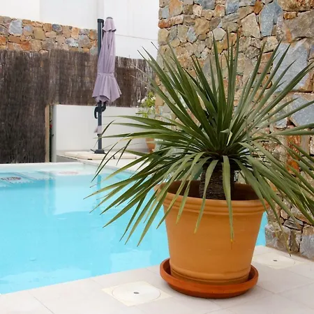 Casa Laura Orihuela